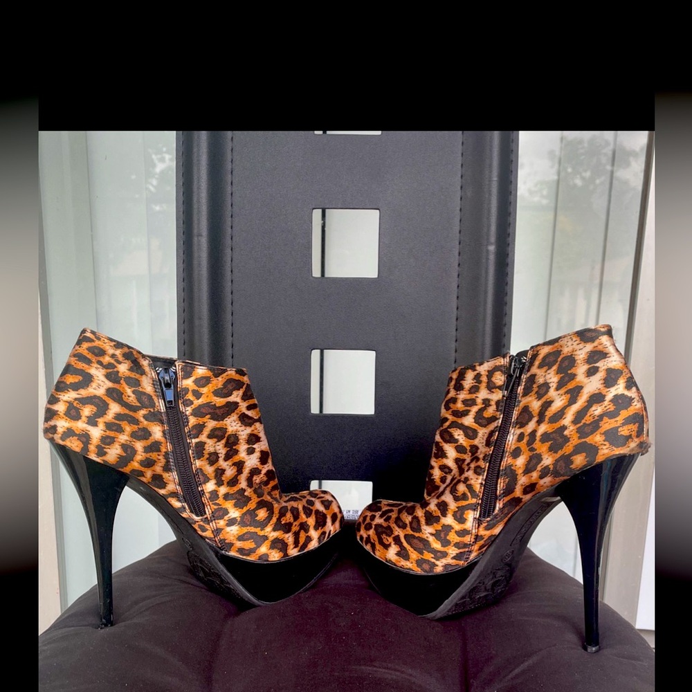 Cheetah Print heels